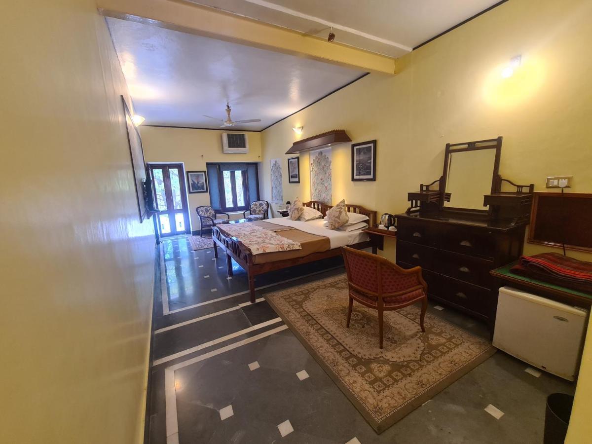 Kesar Bhawan Palace Ābu Eksteriør billede